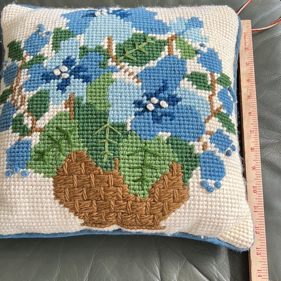 Beautiful needlepoint pillow of blue flowers (pansies) and ivy in a basket. - Picture 6 of 6